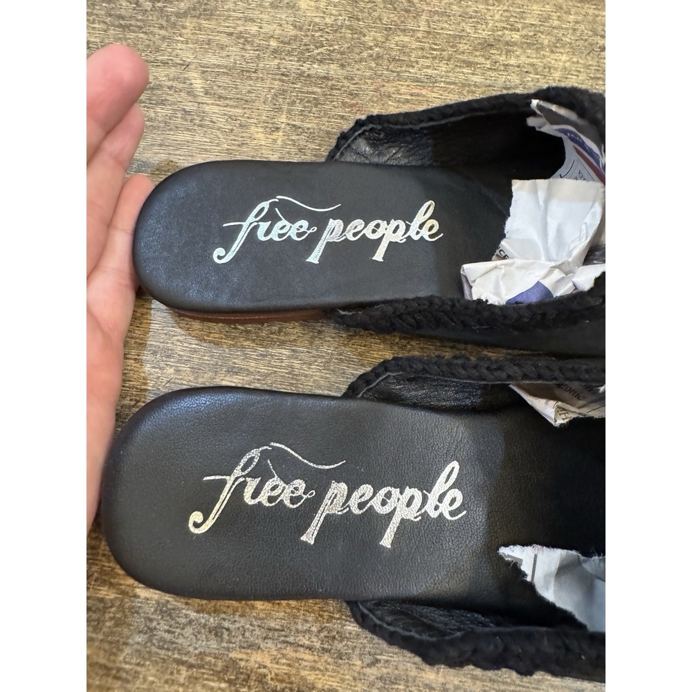 NEW Free People Black Leather San Marino Slip-On Flat Mules Size 37 Embroidered - Picture 6 of 11
